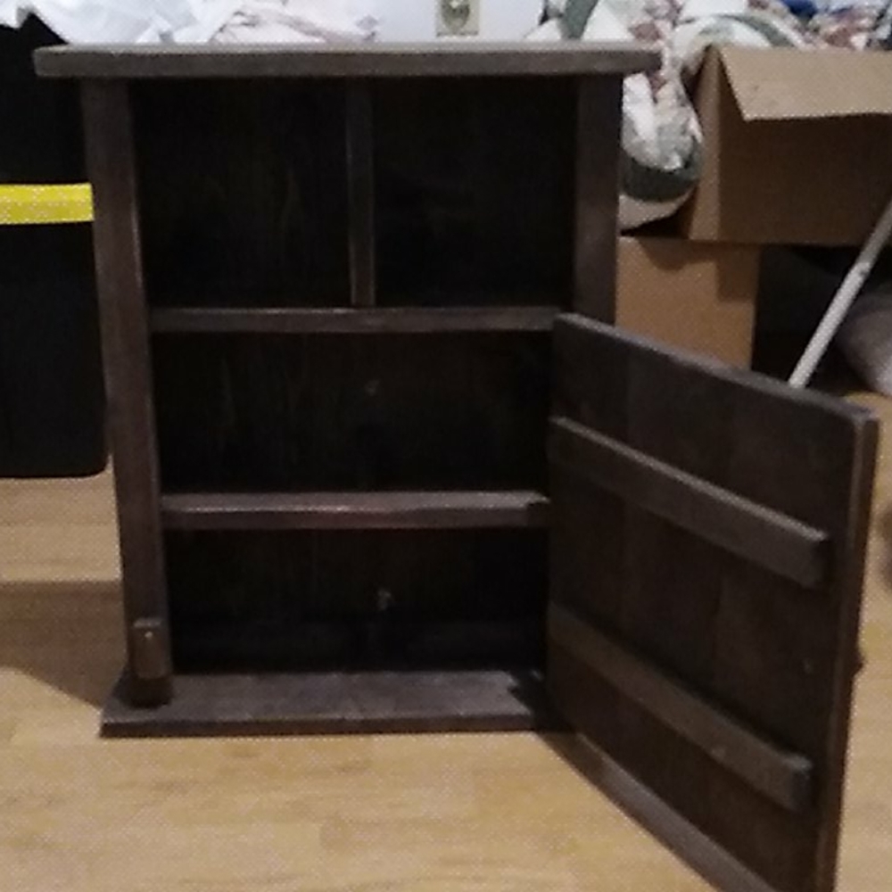 Vintage Handmade Shelf - Picture 9 of 10